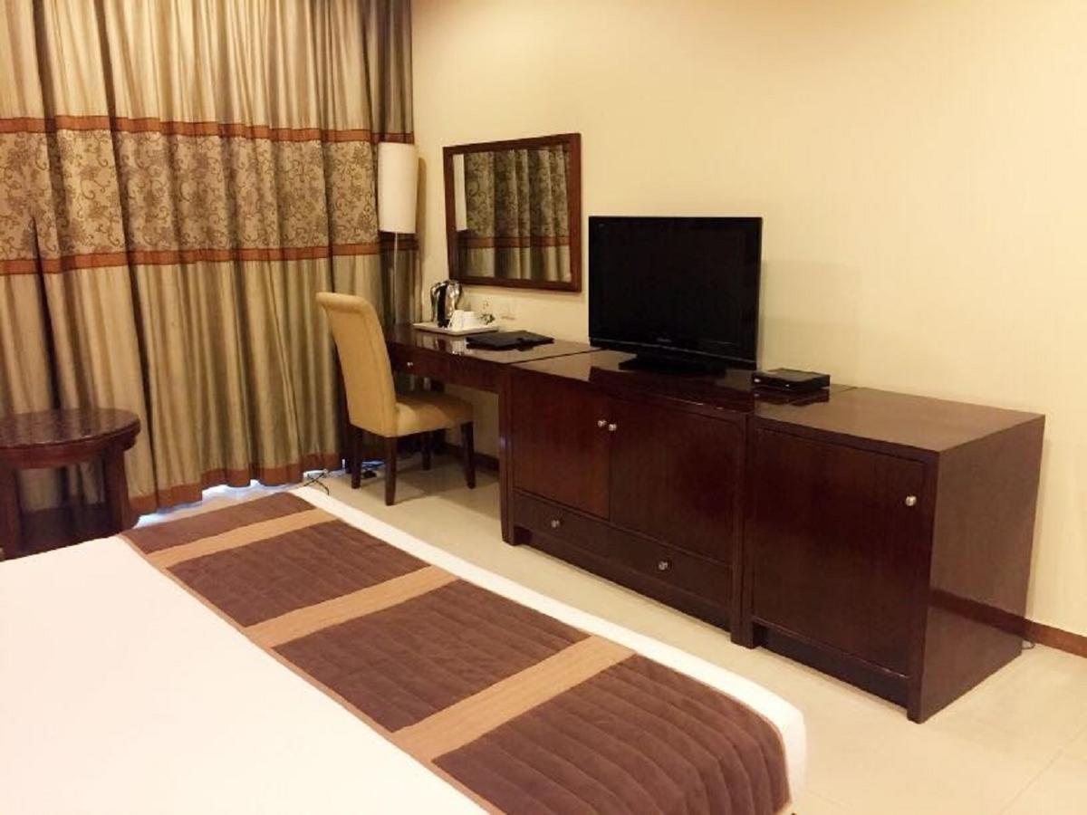 Hotel Vista นิวเดลี ภายนอก รูปภาพ